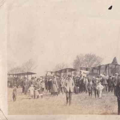 Army Air Corps emergency landing on Cabbage Flats