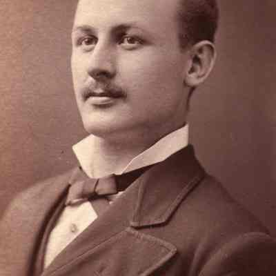 Pauley-Thompson Album, Photo 20 - James Wells