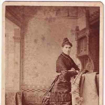 Emma McPherson (Vandercook) McConnell [1857-1935]: See WEB LINKS to DOWNLOAD high-resolution image.