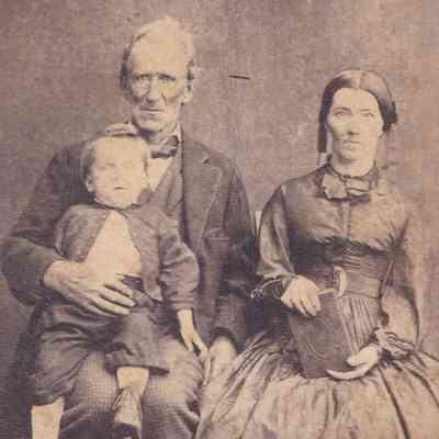 Eleanor (Morris) Linskea Album, Photo 19