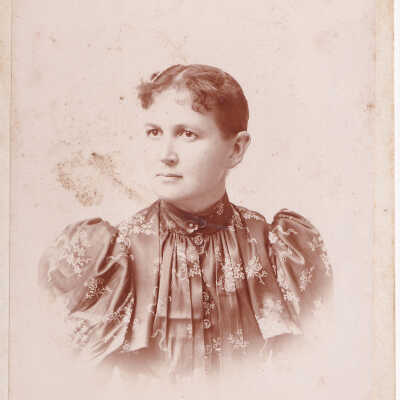 Ammons-Moredock Album 03, Photo 03 - Sarah (Moredock) Moredock [1860-1941]