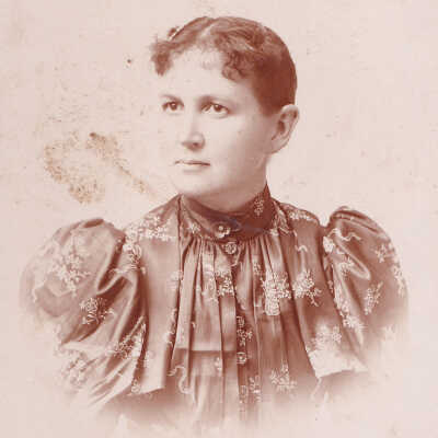 Ammons-Moredock Album 03, Photo 03 - Sarah (Moredock) Moredock [1860-1941]