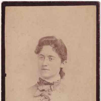 Elizabeth "Lizzie" (Inghram) Rinehart [1869-1956]