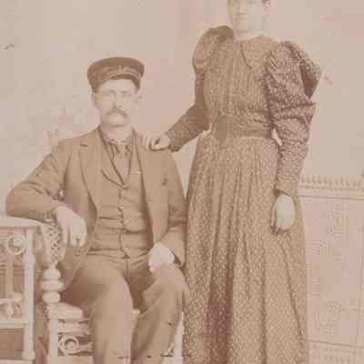 Jacob H. Bristor [1855-1936] and believed to be his sister, Elizabeth (Bristor) Sibert [1866-1946]