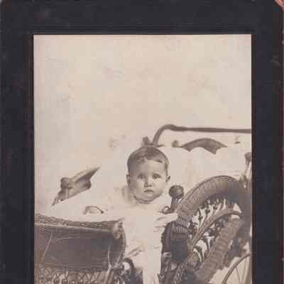 Pearl Maurine Vance [1907-1999]: See WEB LINKS to DOWNLOAD high-resolution image.