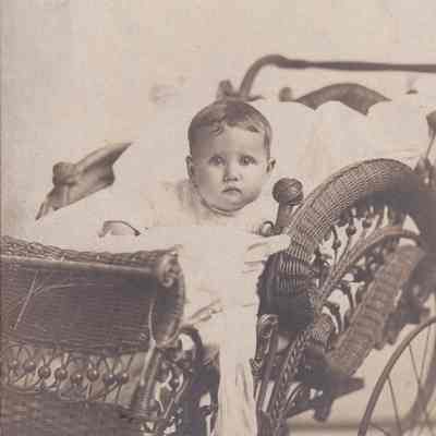 Pearl Maurine Vance [1907-1999]