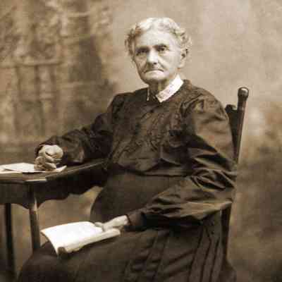 Lydia Ann (Thomas) McGlumphy, circa 1900