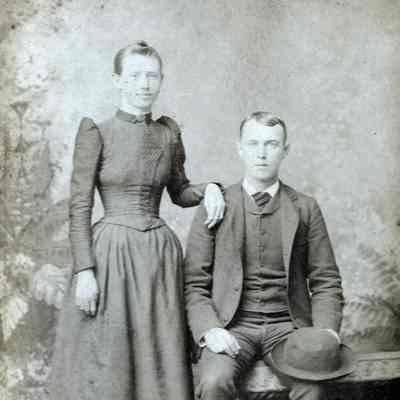 Ammons-Moredock Album 03, Photo 07 - John Milton Ammons [1863-1944] and Minerva (Moredock) Ammons [1871-1966]