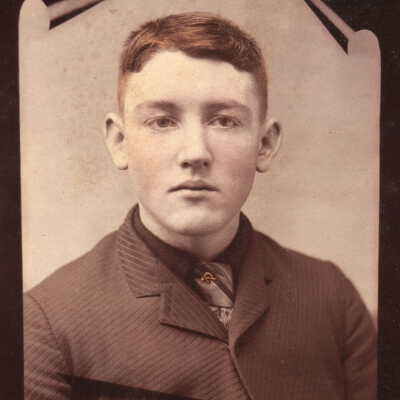 Toothman-Hoult Album, Photo 09 - Harry Sterling Toothman [1872-1951]