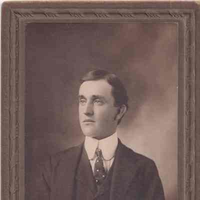 Jesse Hull Morris [1875-1947]: See WEB LINKS to DOWNLOAD high-resolution image.