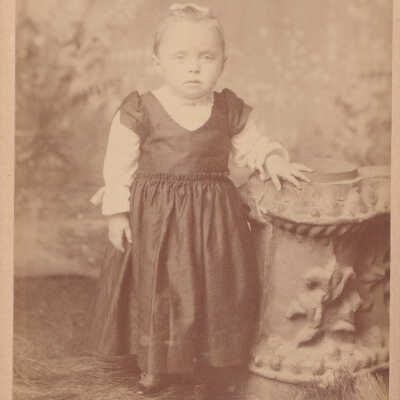 Ammons-Moredock Album 02, Photo 18 - Nellie Pearl Ammons [1889-1988]