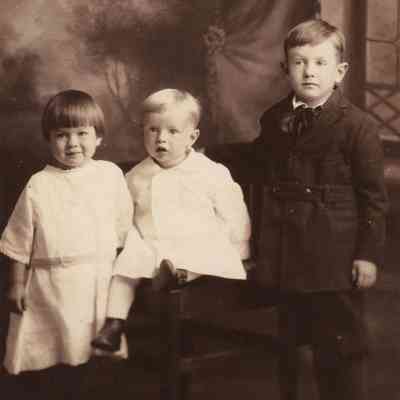 William Lloyd Millikin and Goldie Marie (Day) Millikin family