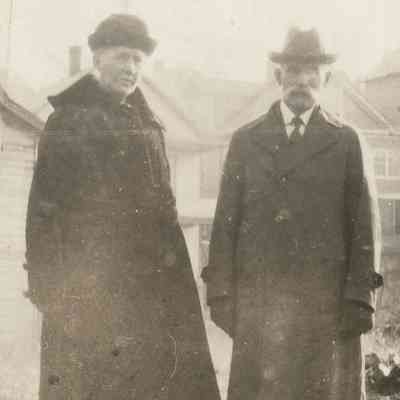 Thomas Harvey Cook [1859-1938] and his wife, Sarah Matilda (Grandon) Cook [1862-1942]