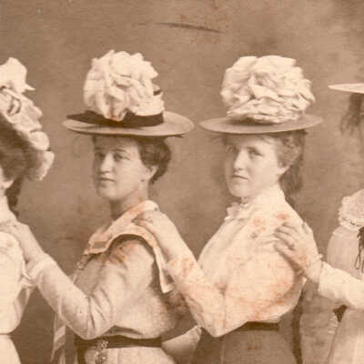 Simpson and Miller Girls with Friends