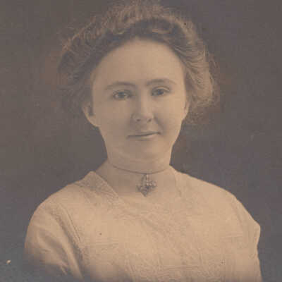 Viona (Rose) Fox