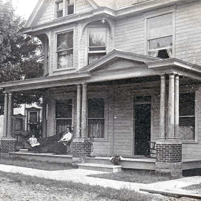 Anna Rinehart family home, on Wayne Street in Waynesburg
