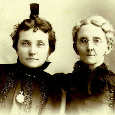 Mary (Jacobs) Bell and her mother, Sarah Ann (Cochran) Jacobs