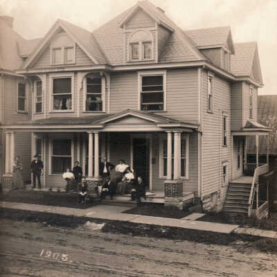 Anna Rinehart family home, on Wayne Street in Waynesburg