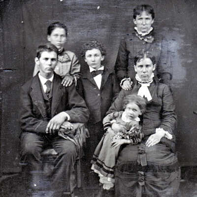 Nichols-Spragg Album, Photo 16 - Unidentified