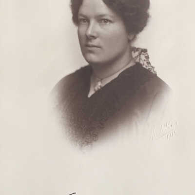 Daisy Anne (Throckmorton) Mimovich [1887-1969]: Origformat: Print-Photographic