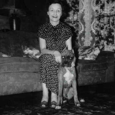 Beatrice (Howes) Walton