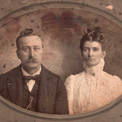 Solomon Alvin Cowell and his first wife, Sarah Jane (Fox) Cowell