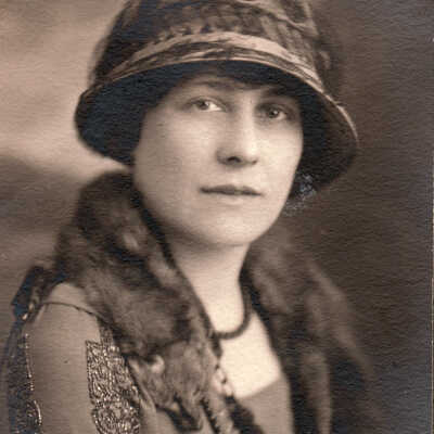 Clare (Hoskinson) Garside