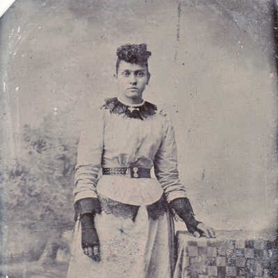 Elizabeth (Woodruff) McVay Album 01, Page 01