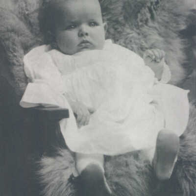 Helen Mae (Miklic) Heitzer, age 5 months