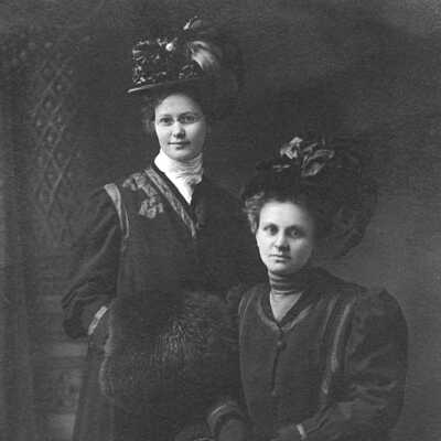 Daughters of Daniel F. Staggers and Martha Jane Custer