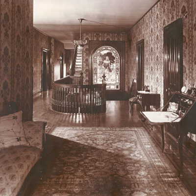 Ivyhurst - Upstairs hallway