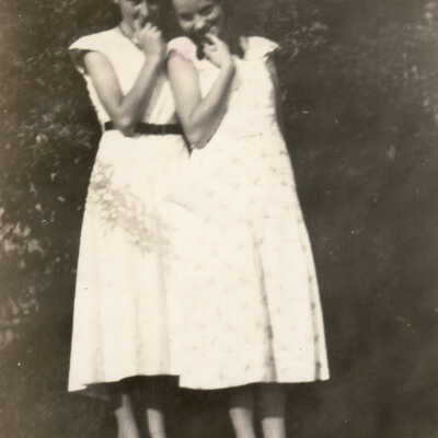 Lucy Elizabeth (Ewing) Altman and Sara (Livingood) Buchanan