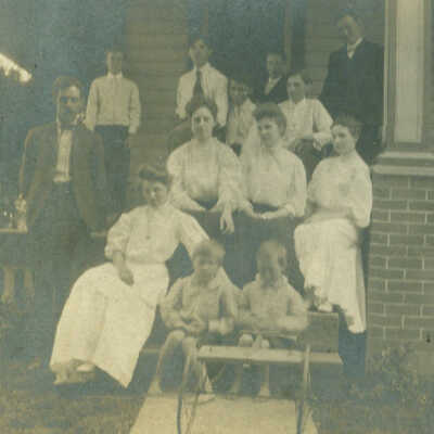 Mitchener Album 01, Photo 42 - John Ewing Baily and Harriet Eldora (Mitchener) Baily family