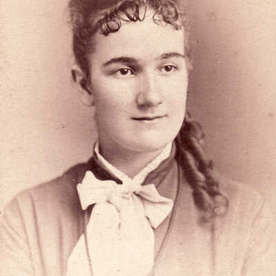 Elizabeth (Moore) McCloud