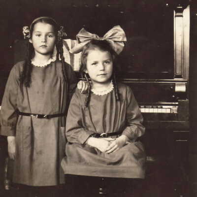 Family of John Madison Livingood and Frances (Cook) Livingood