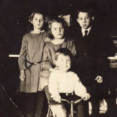 Family of John Madison Livingood and Frances (Cook) Livingood