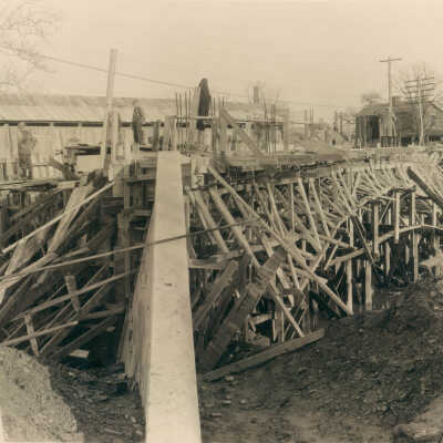 Double-lane covered bridge and new Freedom Bridge where Greene Street crosses Ten Mile Creek in Waynesburg, Greene County, Pennsylvania