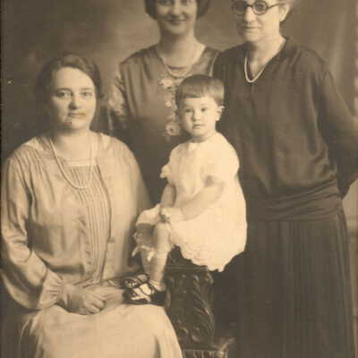 Israel Kent and Lydia (White) Kent family - Four generations