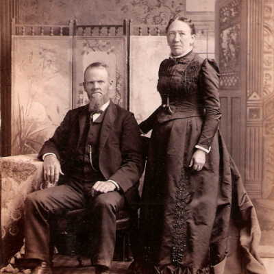 Johnson Album 01, Photo 14 - Unidentified