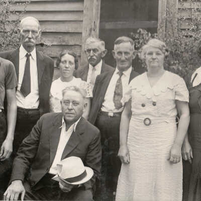 Frank Jones Album (Selected Photos) - William Franklin Horn [1870-1956] with the Jones family