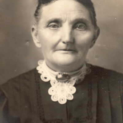 Margaret Sarah "Sadie" (Wood) Cummins