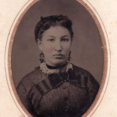 VanCleve Album, Photo 03 - Malissa (VanCleve) McNeely