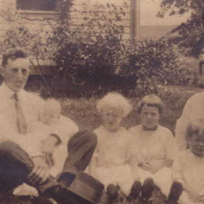 Samuel Hawkins Harvey and his wife, Irene Dunn (Carter) Harvey, with their children