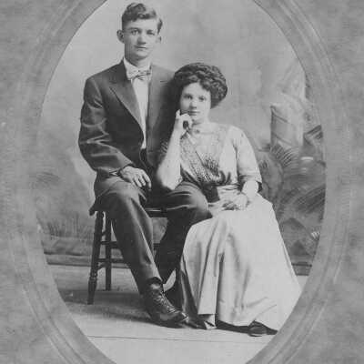 Jesse Lohr Whipkey and Flora (Moore) Whipkey