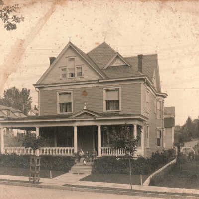 Home of Thomas Morford Throckmorton and his wife, Anna (Webster) Throckmorton, on Richhill Street in Waynesburg, Greene County, Pennsylvania