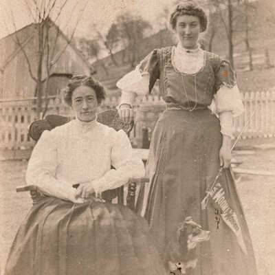 Elva Catherine "Ev" Inghram [seated] and Sarah Lilly Inghram [standing]