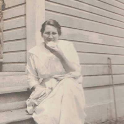 Elizabeth "Lizzie" (Woodruff) McVay