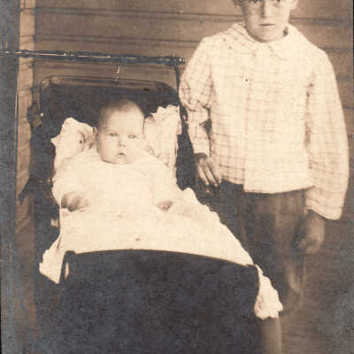 Closser Album 01, Photo 39 - Sons of Henry Moninger Closser and Sadie Thompson