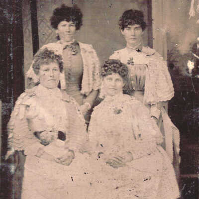 Johnson Album 03, Photo 18 - Unidentified