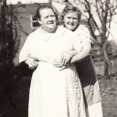 Mary Emma (Dulaney) Jacobs and her eldest daughter, Pearl Marie (Jacobs) Cole
